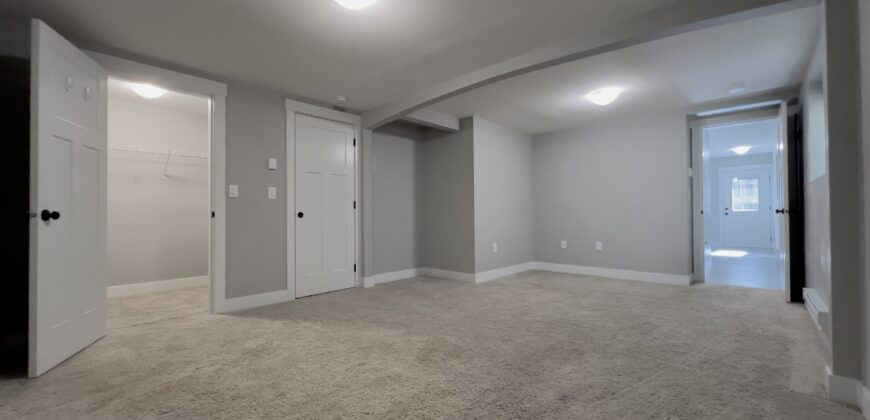 2 BEDROOM, 1 BATHROOM BASEMENT SUITE