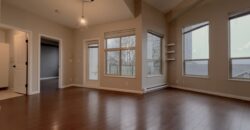 NEW WESTMINSTER – TOP FLOOR 1 BEDROOM, 1 BATHROOM CONDO