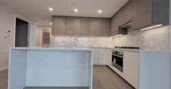 BRENTWOOD/GILMORE – BRAND NEW 2 BED, 2 BATH + DEN – 55TH FLOOR CORNER UNIT