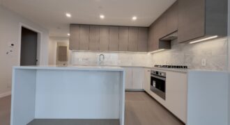 BRENTWOOD/GILMORE – BRAND NEW 2 BED, 2 BATH + DEN – 55TH FLOOR CORNER UNIT