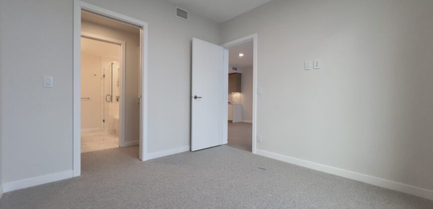 BRENTWOOD/GILMORE – BRAND NEW 2 BED, 2 BATH + DEN – 55TH FLOOR CORNER UNIT