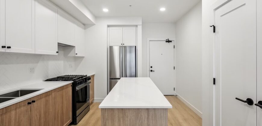 HAYER TOWN CENTRE – BRAND NEW 2 BED, 2 BATH + SOLARIUM – GROUND FLOOR