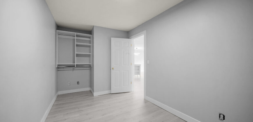 SURREY- 2 BED 2 BATH CONDO