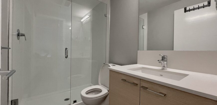 SURREY – 2 BEDROOM, 2 BATHROOM, 4TH FLOOR