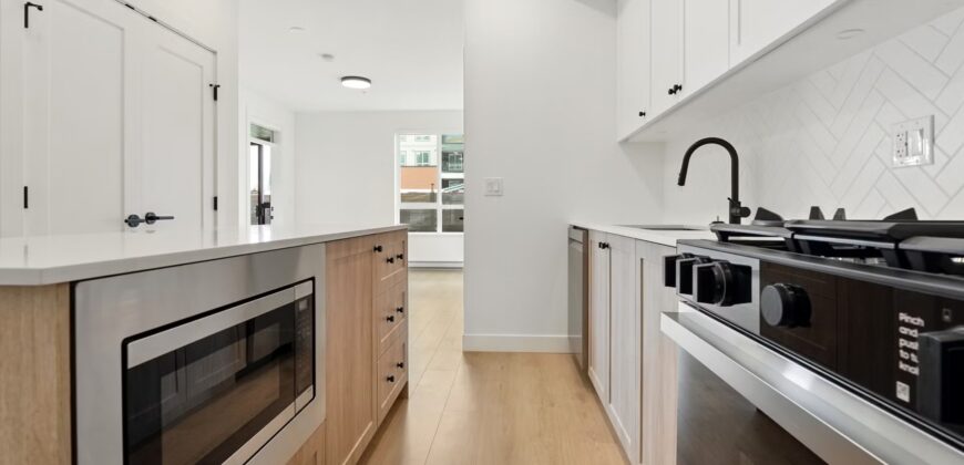 HAYER TOWN CENTRE – BRAND NEW 2 BED, 2 BATH + SOLARIUM – GROUND FLOOR
