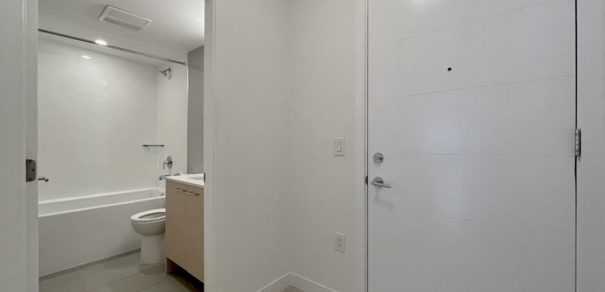 SURREY – 2 BEDROOM, 2 BATHROOM, 4TH FLOOR