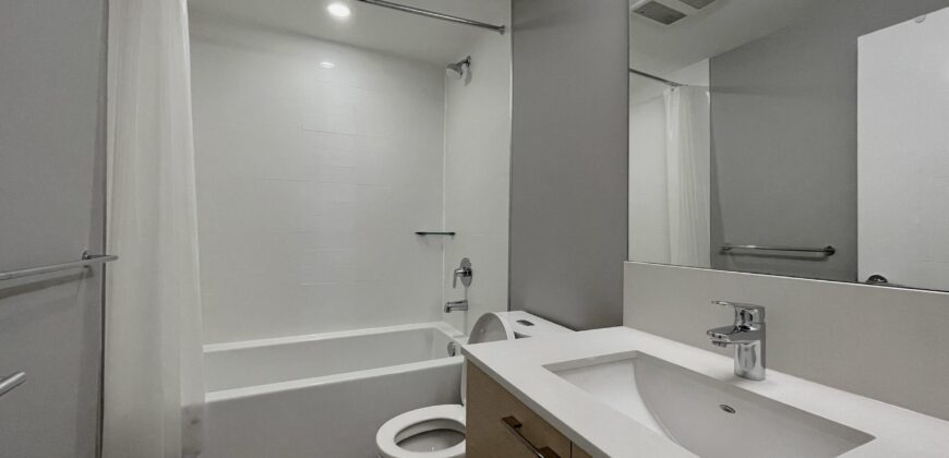 SURREY – 2 BEDROOM, 2 BATHROOM, 4TH FLOOR