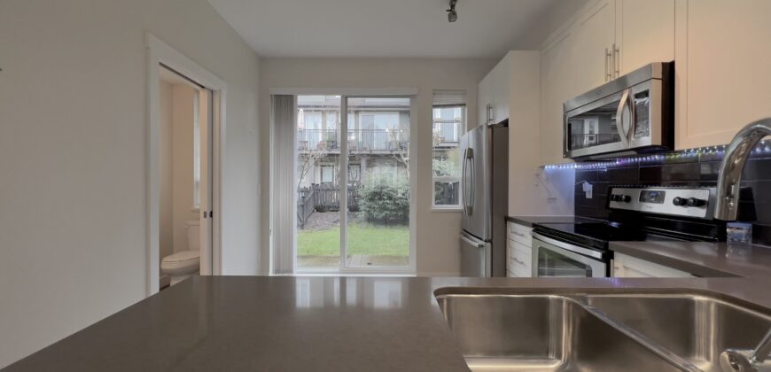 LANGLEY – 3 BEDROOM, 2.5 BATHROOM TOWNHOUSE