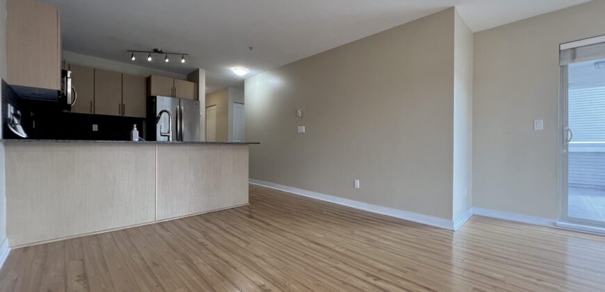LANGLEY – 2 BEDROOM, 2 BATHROOM & DEN CONDO