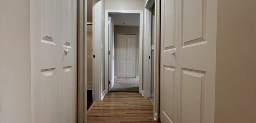 LANGLEY – 2 BEDROOM, 2 BATHROOM & DEN CONDO