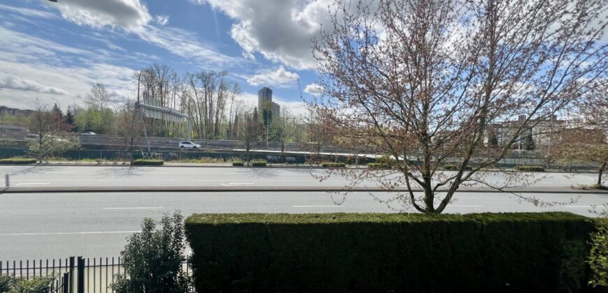 LANGLEY – 2 BEDROOM, 2 BATHROOM & DEN CONDO