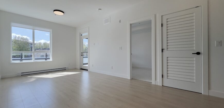 HAYER TOWN CENTRE – BRAND NEW 2 BED, 2 BATH + SOLARIUM – 2ND FLOOR HUGE PATIO
