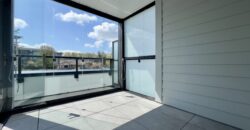 HAYER TOWN CENTRE – BRAND NEW 2 BED, 2 BATH + SOLARIUM – 2ND FLOOR HUGE PATIO