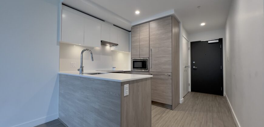 SURREY – 1 BEDROOM, 1 BATHROOM CONDO