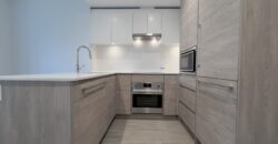 SURREY – 1 BEDROOM, 1 BATHROOM CONDO