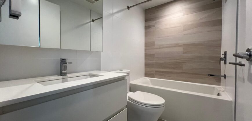 SURREY – 1 BEDROOM, 1 BATHROOM CONDO