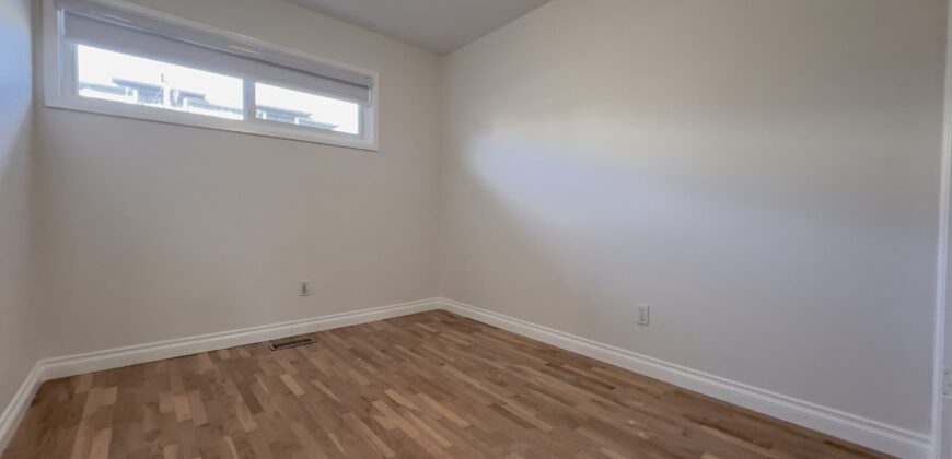 LANGLEY – 3 BEDROOM, 1 BATHROOM UPPER FLOOR