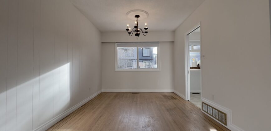 LANGLEY – 3 BEDROOM, 1 BATHROOM UPPER FLOOR
