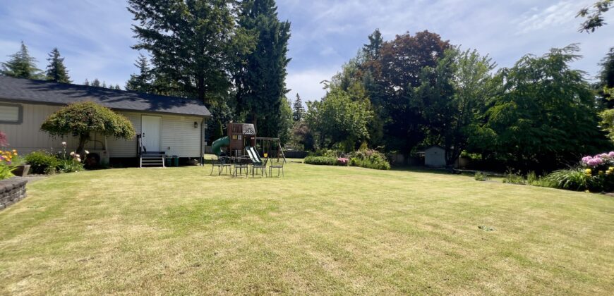 SURREY – 4 BEDROOM, 3.5 BATHROOM HOUSE