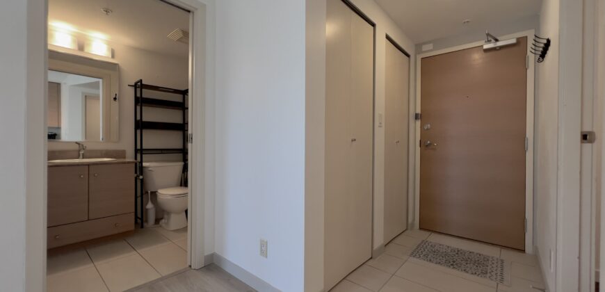 YALETOWN – 1 BED, 1 BATH, + DEN + SOLARIUM