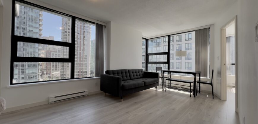 YALETOWN – 1 BED, 1 BATH, + DEN + SOLARIUM