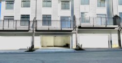 SURREY – 3 BEDROOM, 2.5 BATHROOM + DEN TOWNHOUSE