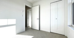 SURREY – 3 BEDROOM, 2.5 BATHROOM + DEN TOWNHOUSE