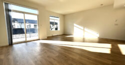 SURREY – 3 BEDROOM, 2.5 BATHROOM + DEN TOWNHOUSE