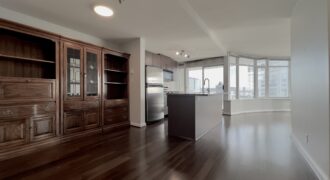 NEW WESTMINSTER -2 BEDROOM, 2 BATHROOM + DEN CONDO W/ BEAUTIFUL VIEW