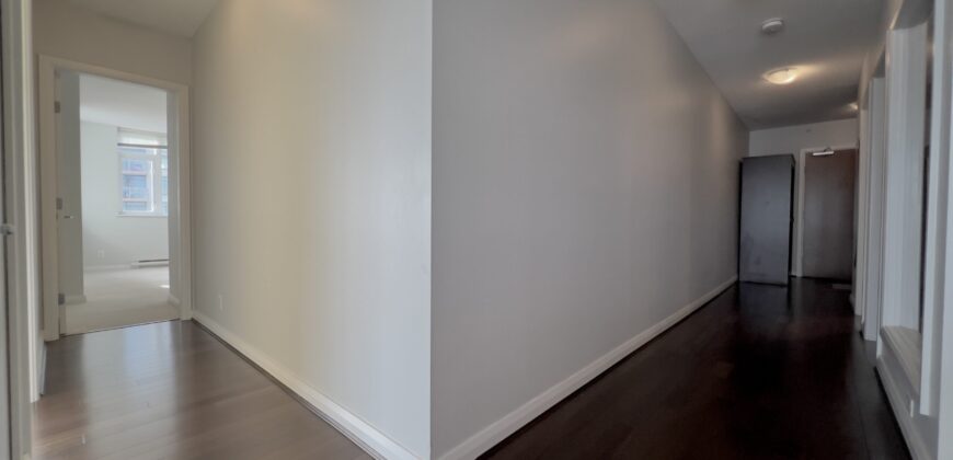 NEW WESTMINSTER -2 BEDROOM, 2 BATHROOM + DEN CONDO W/ BEAUTIFUL VIEW