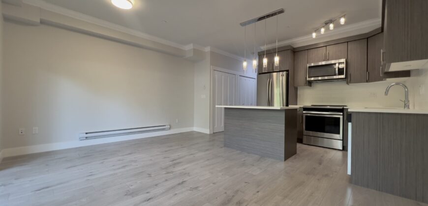 SURREY – 1 BED 1 BATH CONDO