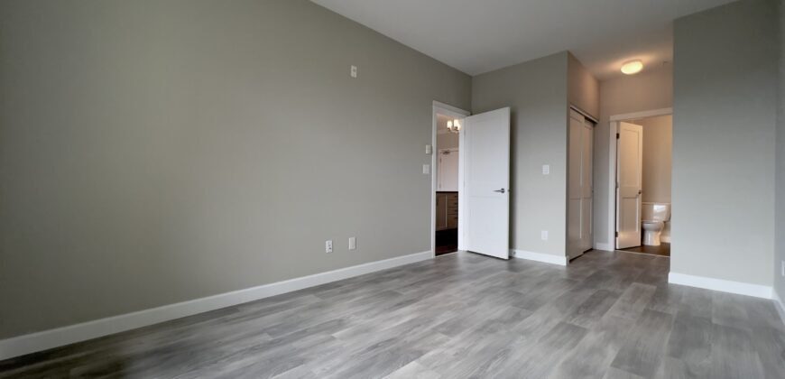 LANGLEY – 2 BEDROOM, 2 BATHROOM + DEN CONDO
