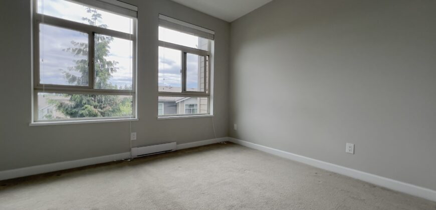 LANGLEY – 2 BEDROOM, 2 BATHROOM + DEN CONDO