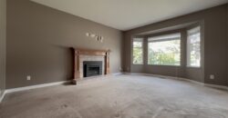CLOVERDALE – 3 BED 2.5 BATH HOUSE! HUGE YARD AND DRIVEWAY