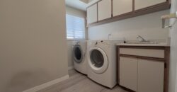 CLOVERDALE – 3 BED 2.5 BATH HOUSE! HUGE YARD AND DRIVEWAY