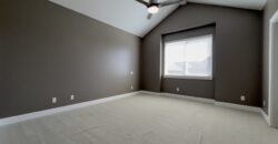 SURREY – 3 BEDROOM, 2.5 BATHROOM + Den/Flex UNFURNISHED HOUSE