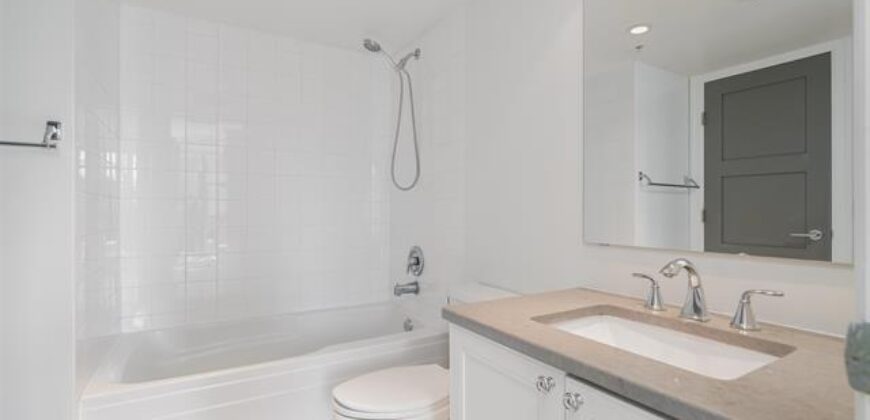 1 BEDROOM, 1 BATHROOM + DEN CONDO