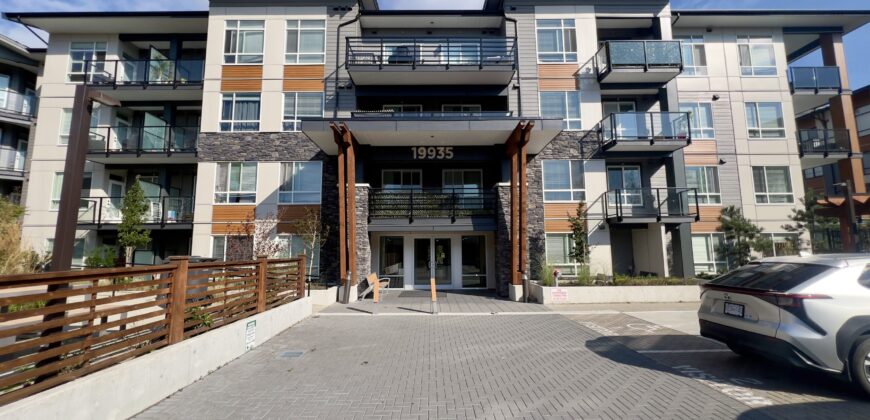 LANGLEY 2 BED 2 BATH CONDO FURNISHED
