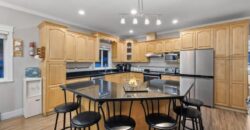 West Clearbrook – 5 BED 3.5 BATH MAIN FLOOR HOUSE! HUGE YARD AND DRIVEWAY
