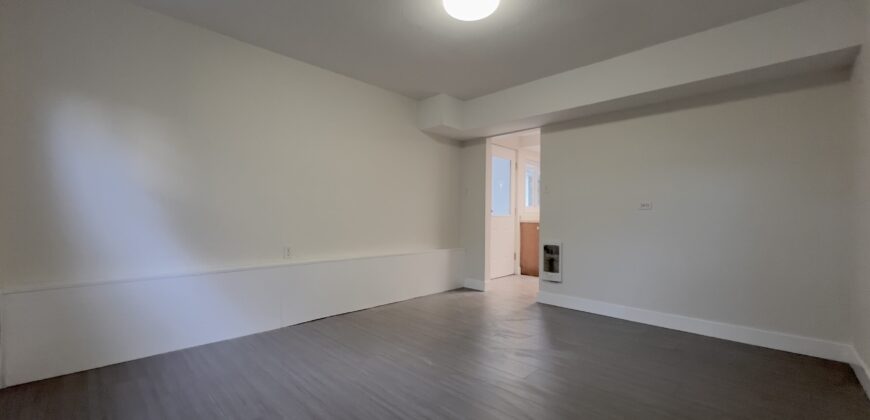 2 BEDROOM, 1 BATHROOM ABOVE GROUND GARDEN SUITE AVAILABLE OCTOBER 1ST
