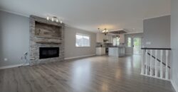 SPECTACULAR AND FULLY UPDATED – 3 BEDROOMS 2 BATHROOM MAIN FLOOR