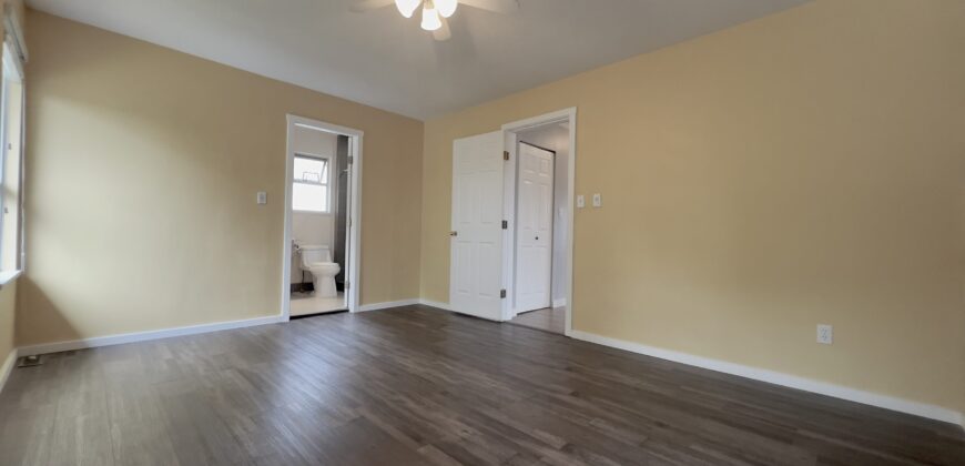 SPECTACULAR AND FULLY UPDATED – 3 BEDROOMS 2 BATHROOM MAIN FLOOR