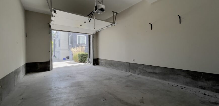 La RUE – CLAYTON 3 BEDROOM 3 BATHROOM TOWNHOUSE