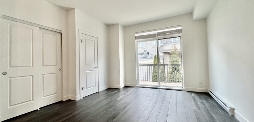 SPACIOUS 2 BED 2.5 BATH TOWNHOUSE AVAILABLE NOW!