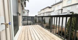 SPACIOUS 2 BED 2.5 BATH TOWNHOUSE AVAILABLE NOW!