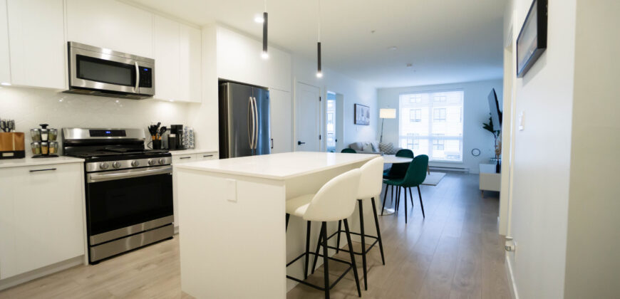 LANGLEY – FURNISHED 2 BEDROOM, 2 BATHROOM + DEN CONDO AVAILABLE