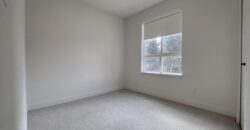 SURREY – 2 BED 2 BATH CONDO AVAILABLE!