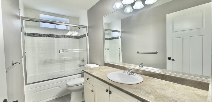 Sullivan Heights, Surrey – 2 BED 1 BATH SUITE