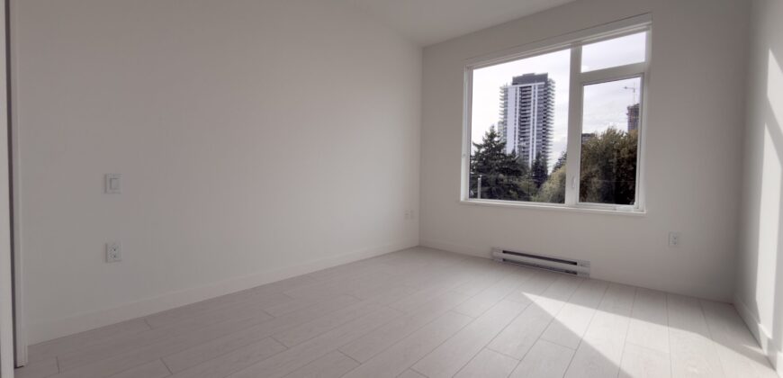 SURREY – 2 BED 2 BATH CONDO AVAILABLE!