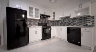 Surrey – 3 BEDROOM, 2 BATHROOM BASEMENT SUITE AVAILABLE